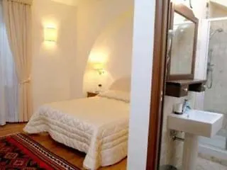 Konukevi Casale De Santis Roma